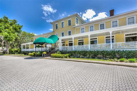 Lakeside inn mount dora - Book Lakeside Inn, Mount Dora on Tripadvisor: See 1,302 traveller reviews, 851 candid photos, and great deals for Lakeside Inn, ranked #2 of 5 hotels in Mount Dora and rated 3.5 of 5 at Tripadvisor.